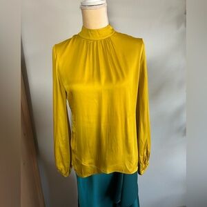 NWT Trina Turk Willow Top Women’s High-Neck Long-Sleeve Silk Blouse Sz M